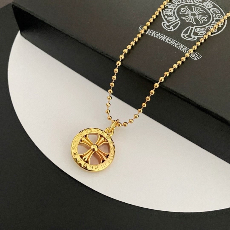 Ch**me He**ts necklaces